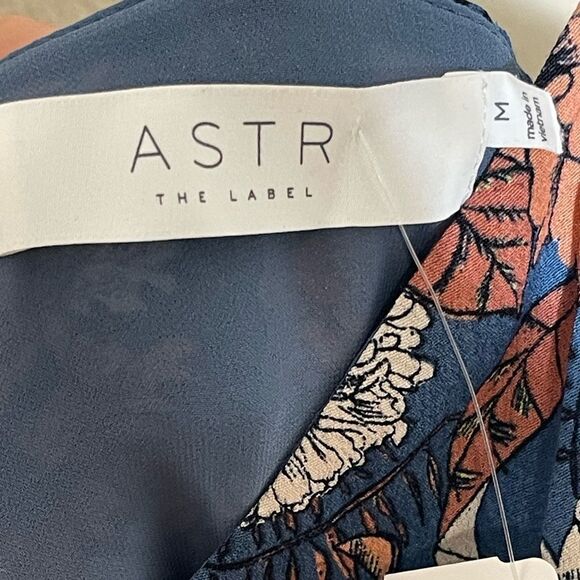 Sold  - Picture 6 of 7